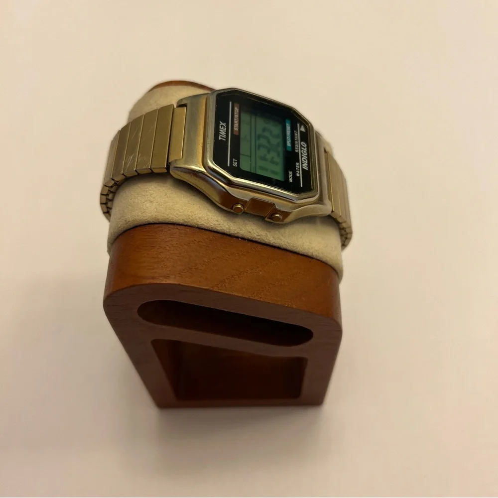 Timex Digital Goldtone‎ Expansion Watch Alarm Indiglo Chrono New Battery 6.5”